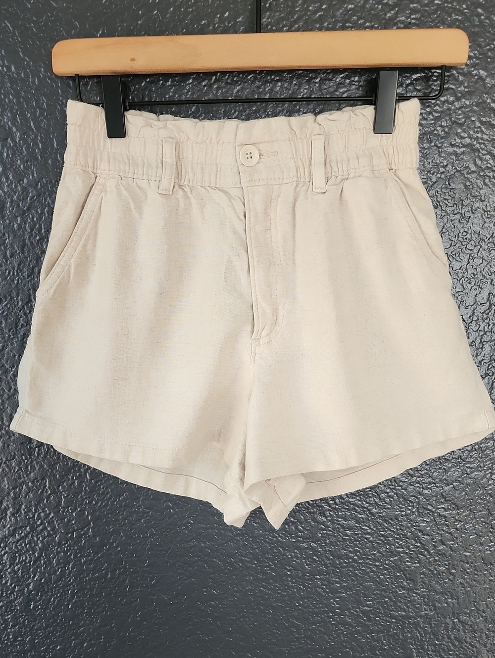 Hollister High-Waist Cream Paperbag Shorts with Pockets